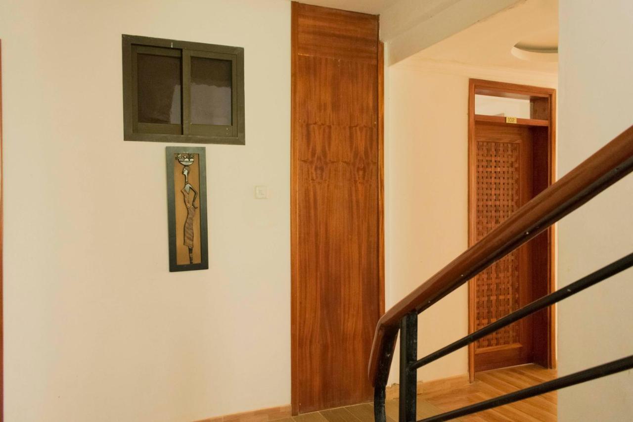 Fort Fun City Hotel Fort Portal Экстерьер фото