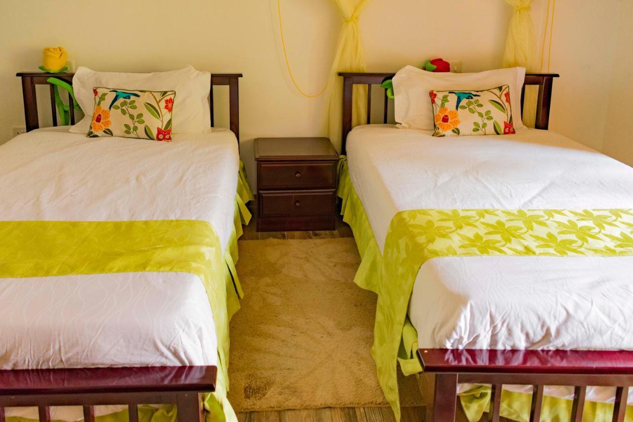 Fort Fun City Hotel Fort Portal Экстерьер фото