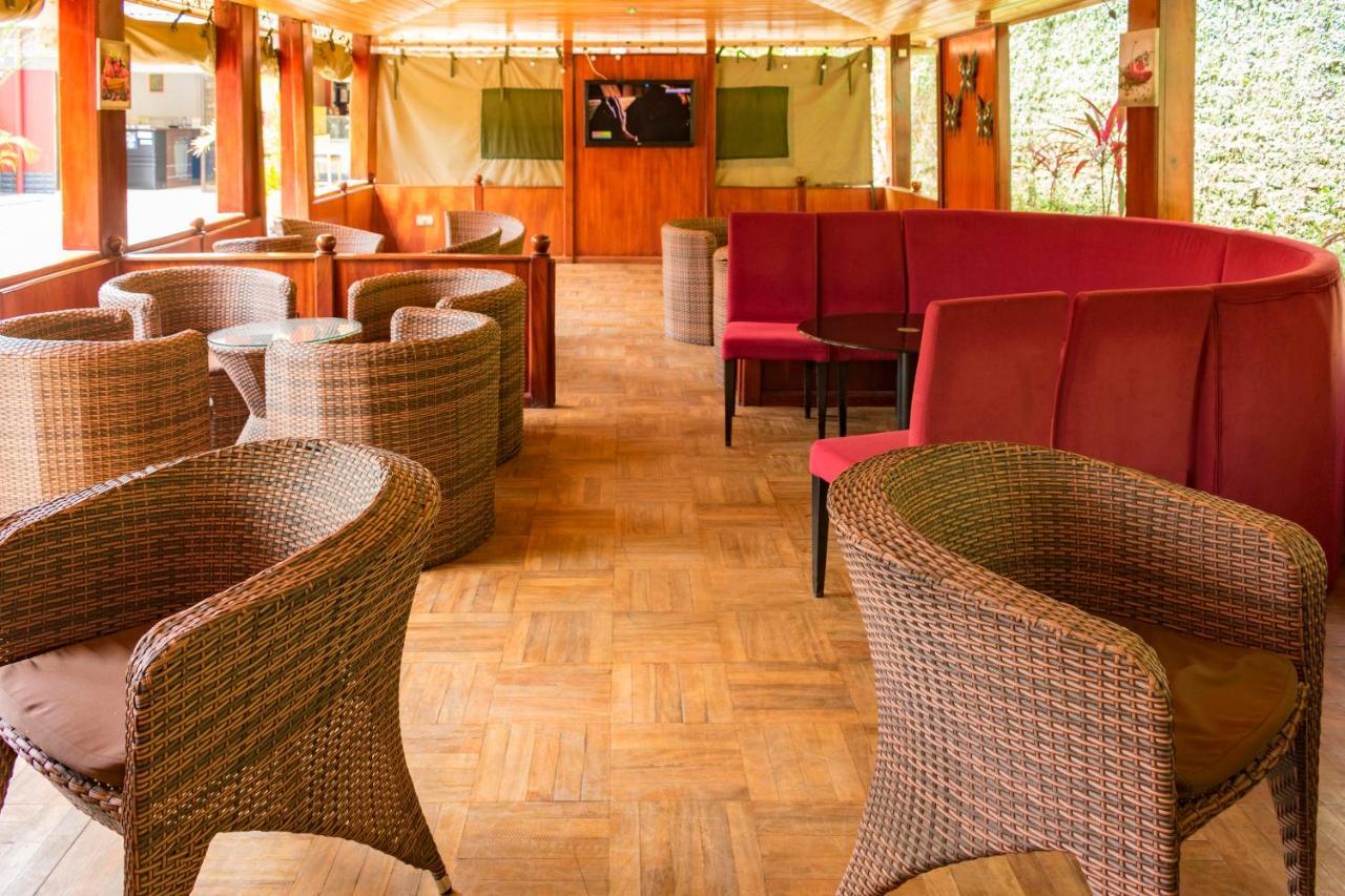 Fort Fun City Hotel Fort Portal Экстерьер фото