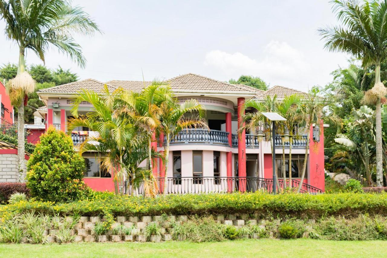 Fort Fun City Hotel Fort Portal Экстерьер фото